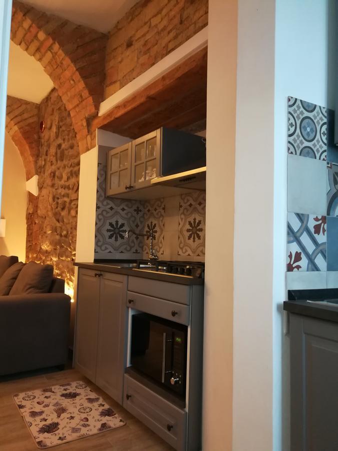 Montorfano Suite โรวาโต ภายนอก รูปภาพ